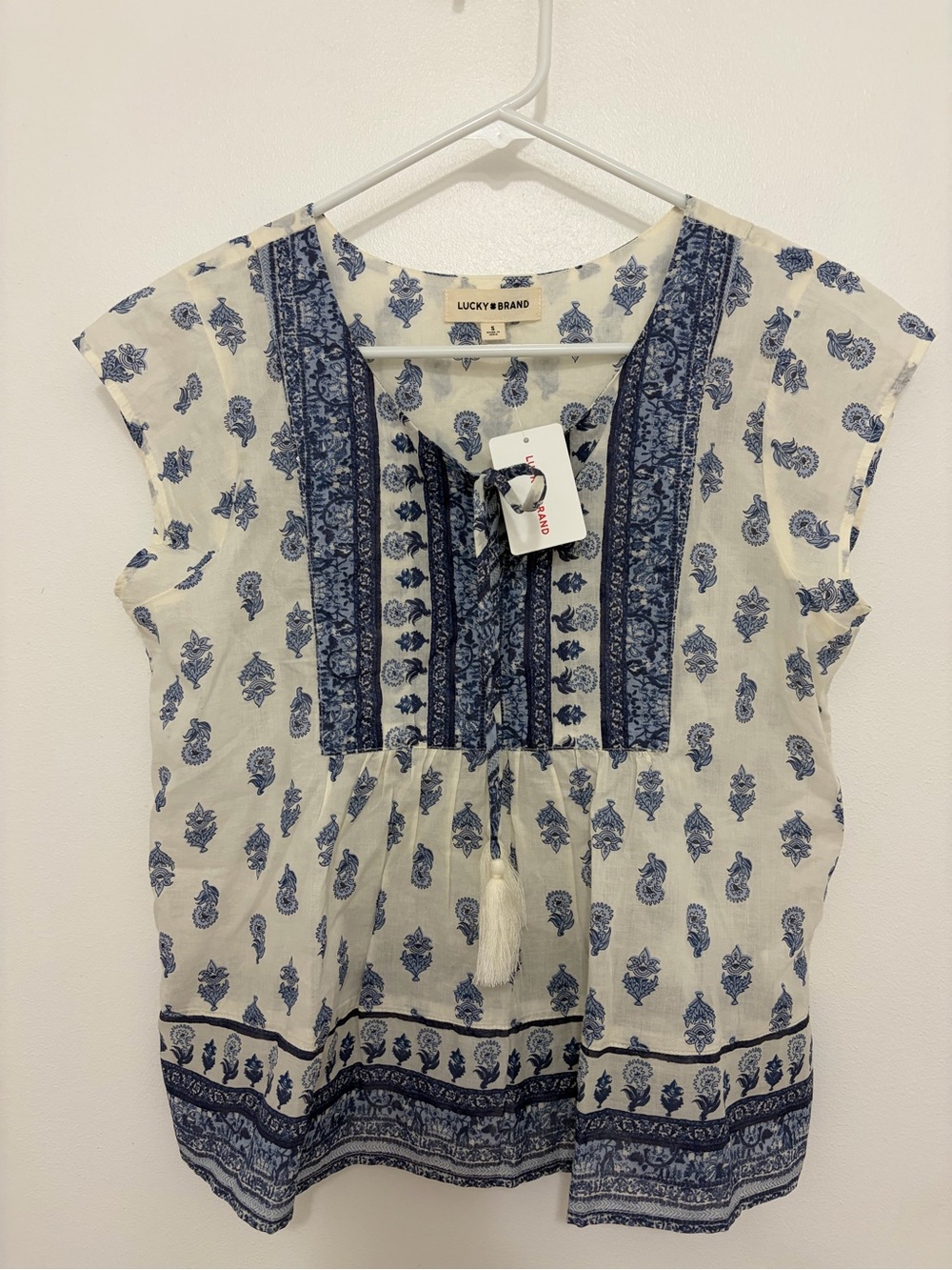 Lucky Brand boho chic western Women's Blue Paisley Tie-Front Peasant Top